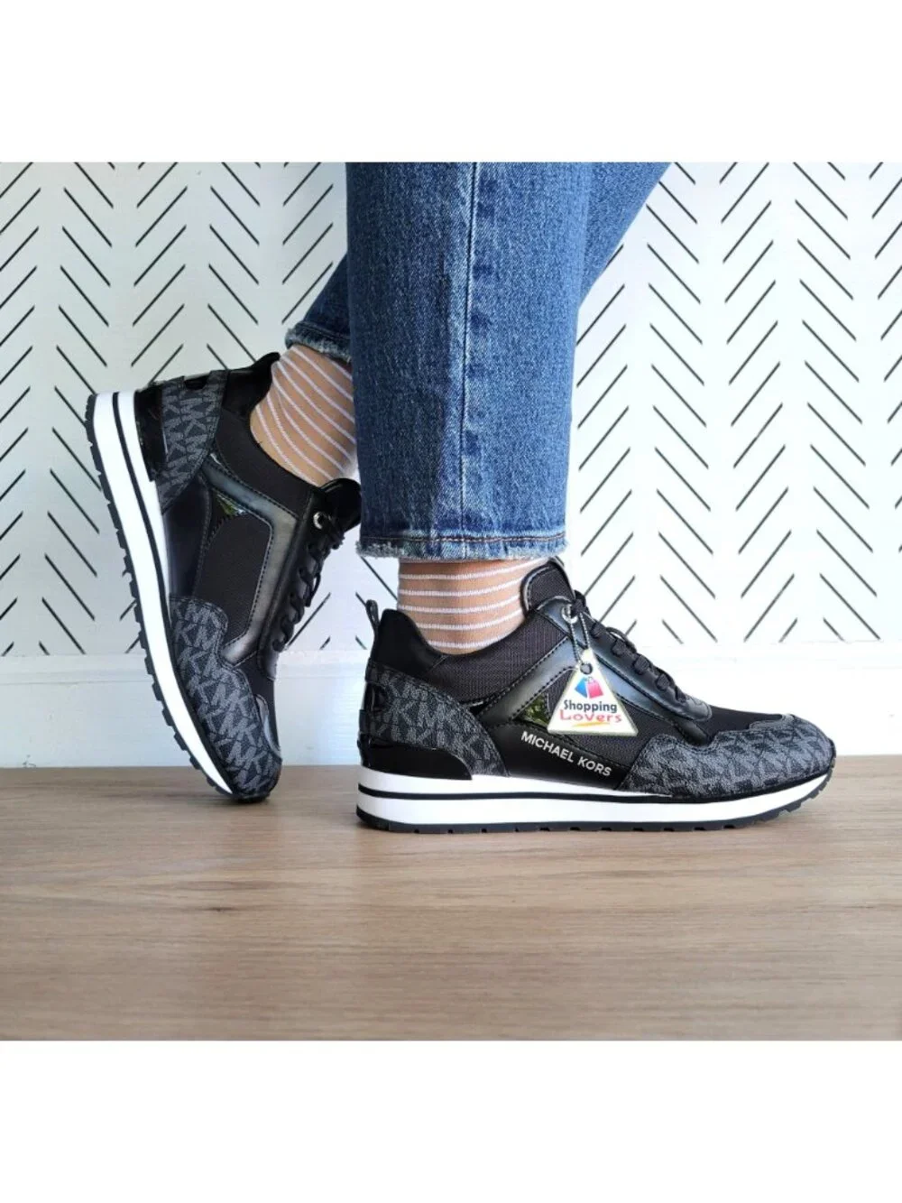 ❤️MICHAEL KORS WILMA Trainer Sneaker 10 Womens Shoes Black Monogram MK Logo New - Picture 5 of 11